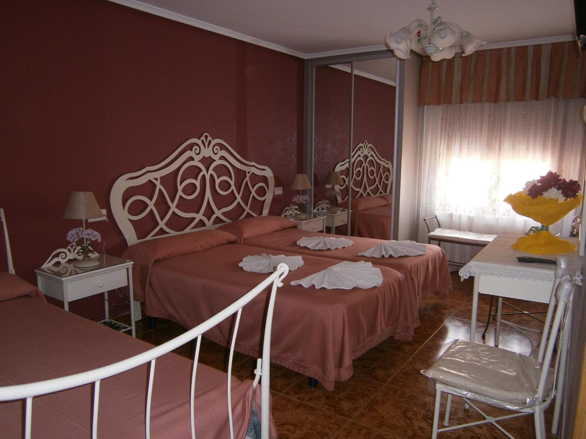 Hostal Camino De Santiago Fromista Room photo