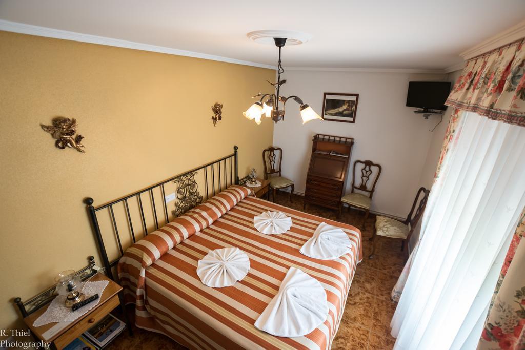 Hostal Camino De Santiago Fromista Exterior photo